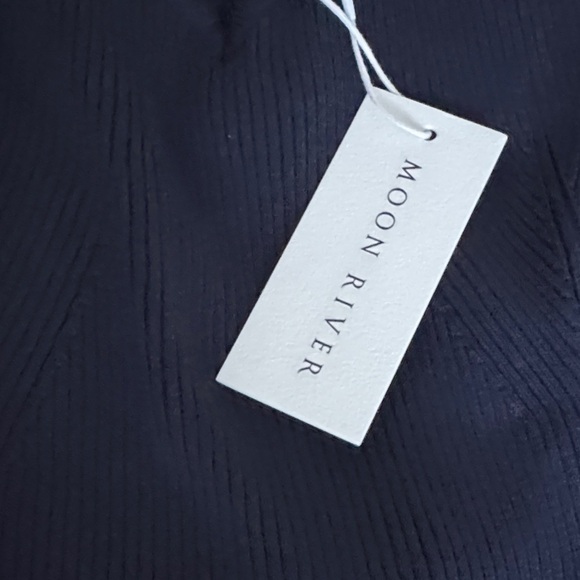 NWT MOON RIVER Sweater Top Eyelet Detail Midi Dress NAVY medium - Picture 11 of 15